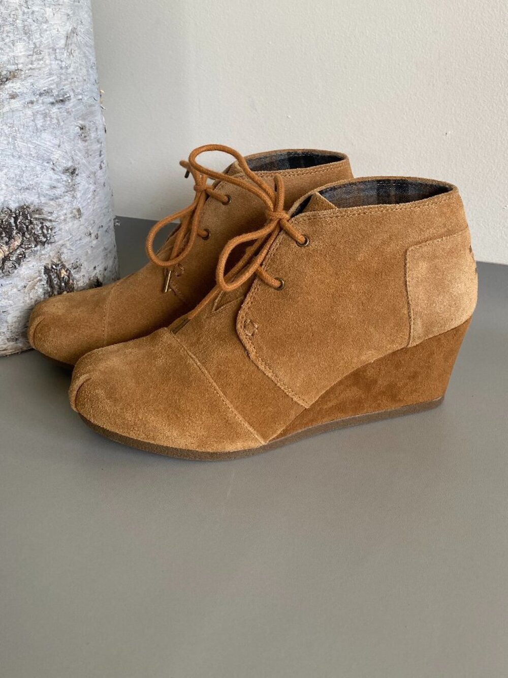 BOBS from Skechers High Notes Suede Wedge Ankle Booties Chestnut Women Size 8.5